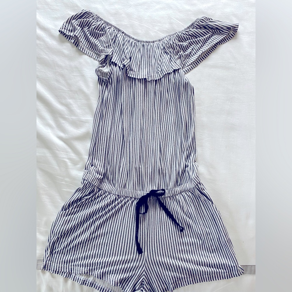 Light material off shoulder romper.
